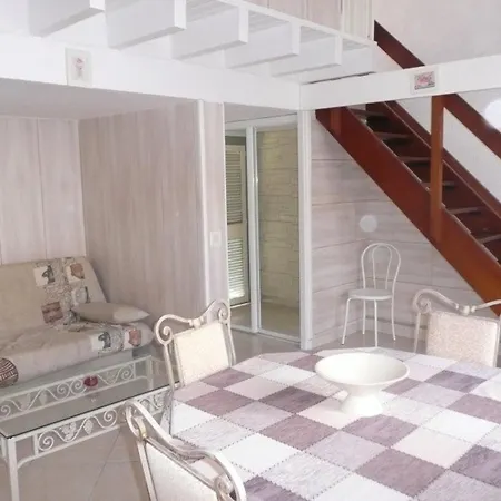 Вилла Confortable, A Deux Pas De La - 7 Pers. - Fr-1-81-731 *